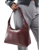 PASQ structured shoulder bag in burgundy