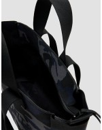 Izzy medium knitted tote bag in blue camo