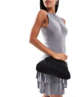 plisse clutch bag in black